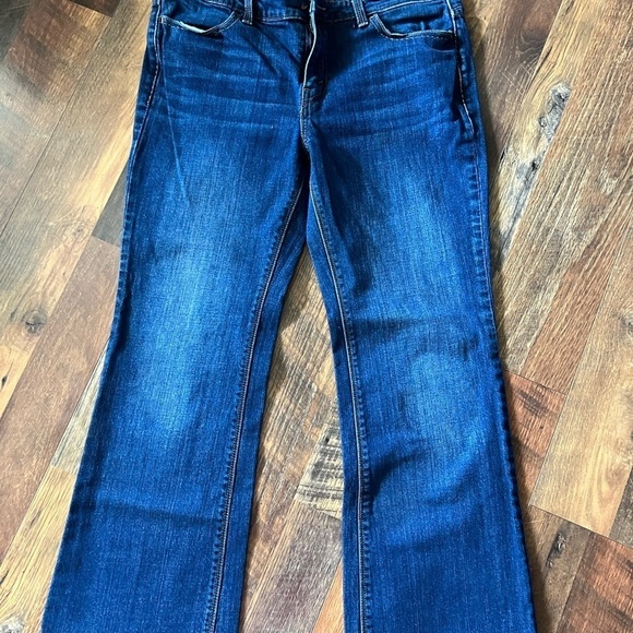 Levi's size 14 medium bootcut 515 jeans like new just missing button - Picture 4 of 5